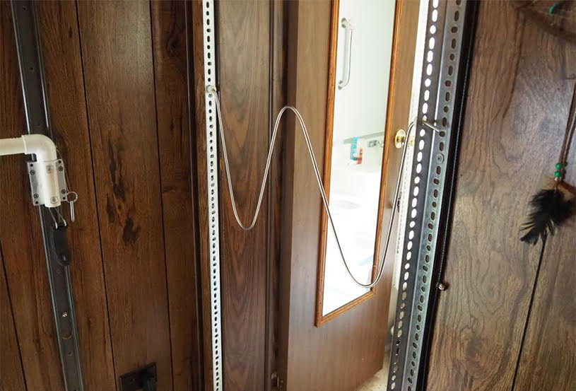 Photo of dressing jig in doorway